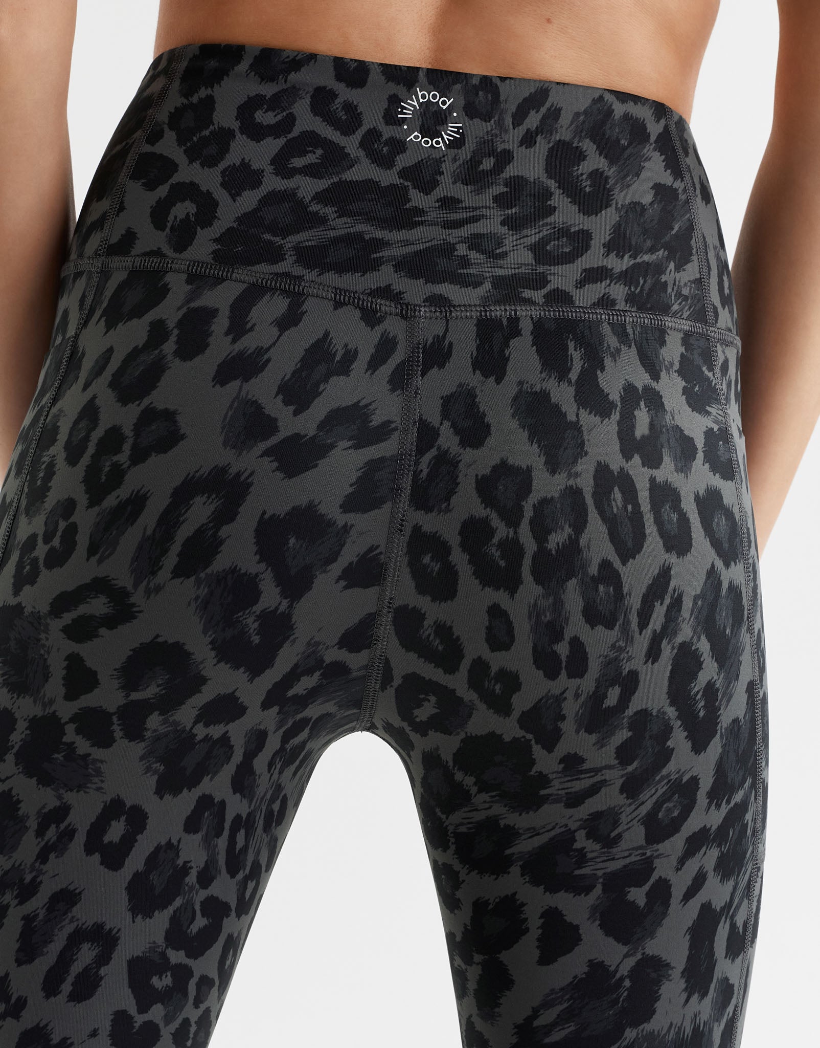 Lilybod-Becca-Legging-Mineral-Grey-Leopard-LL131-MGLP-6.jpeg