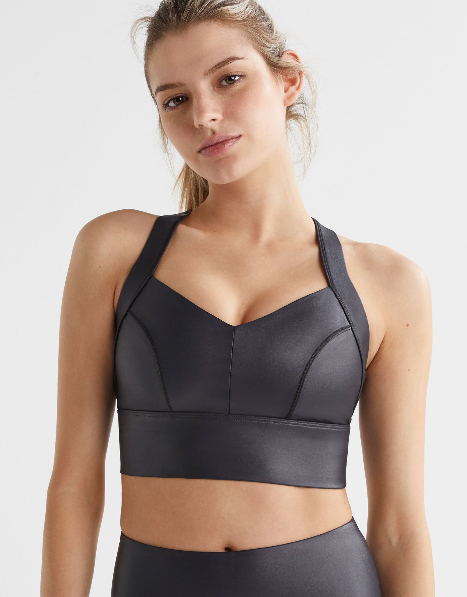 Lilybod-Shadow-Sports-Bra-High-Shine-Black-LC65-BHS-2-NEW.jpeg