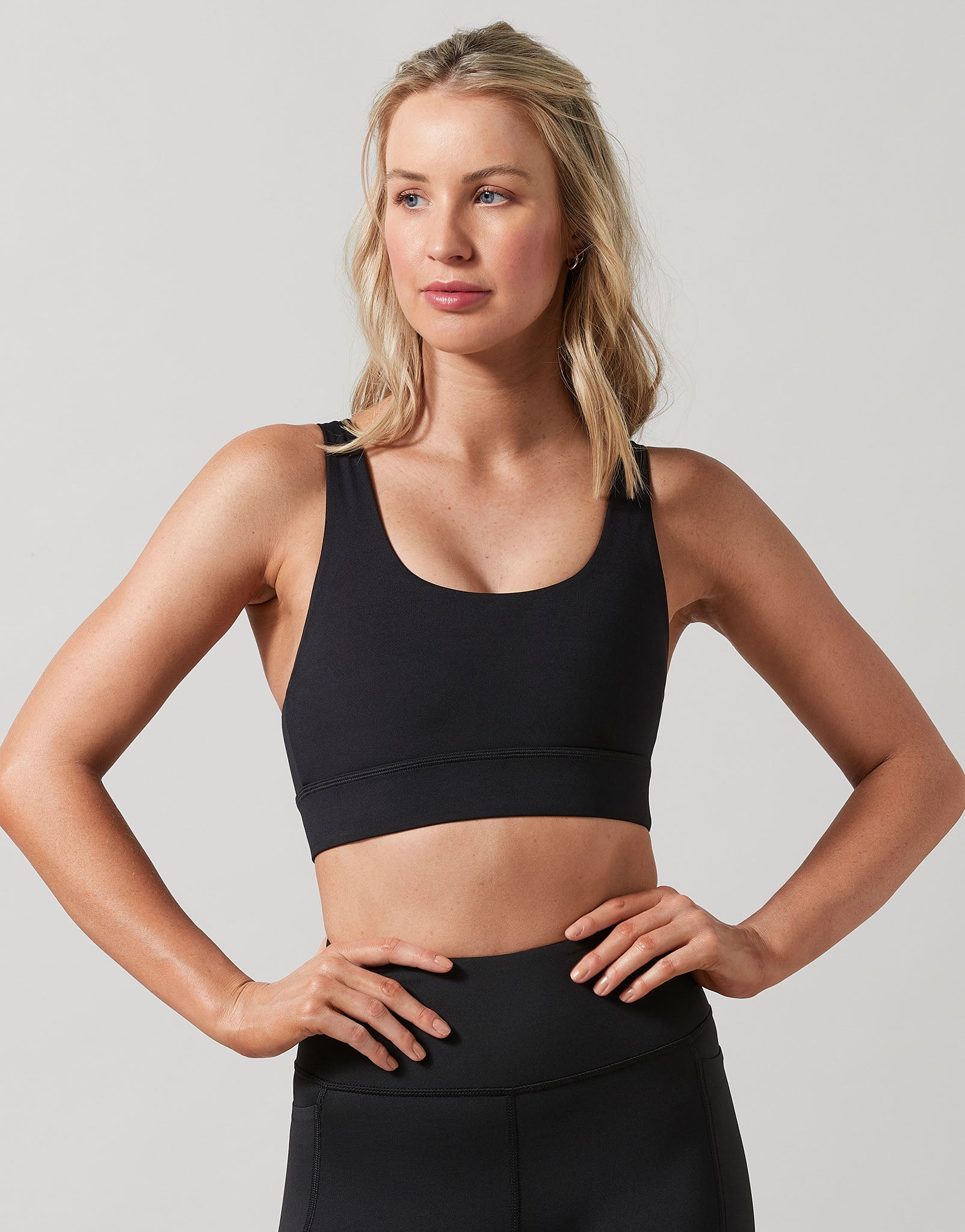 Lilybod-Zoe-Sports-Bra-Tarmac-Black-LC71-BL-1.jpeg