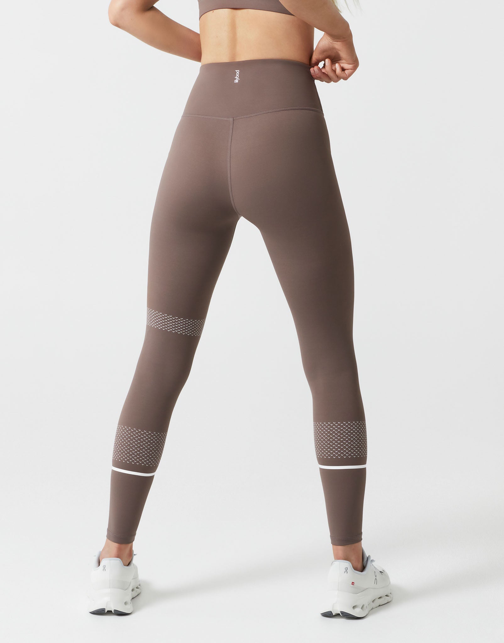 Lilybod_ACTIVATE_Full_Length_Legging_Coffee_LL93_CF_06.jpeg