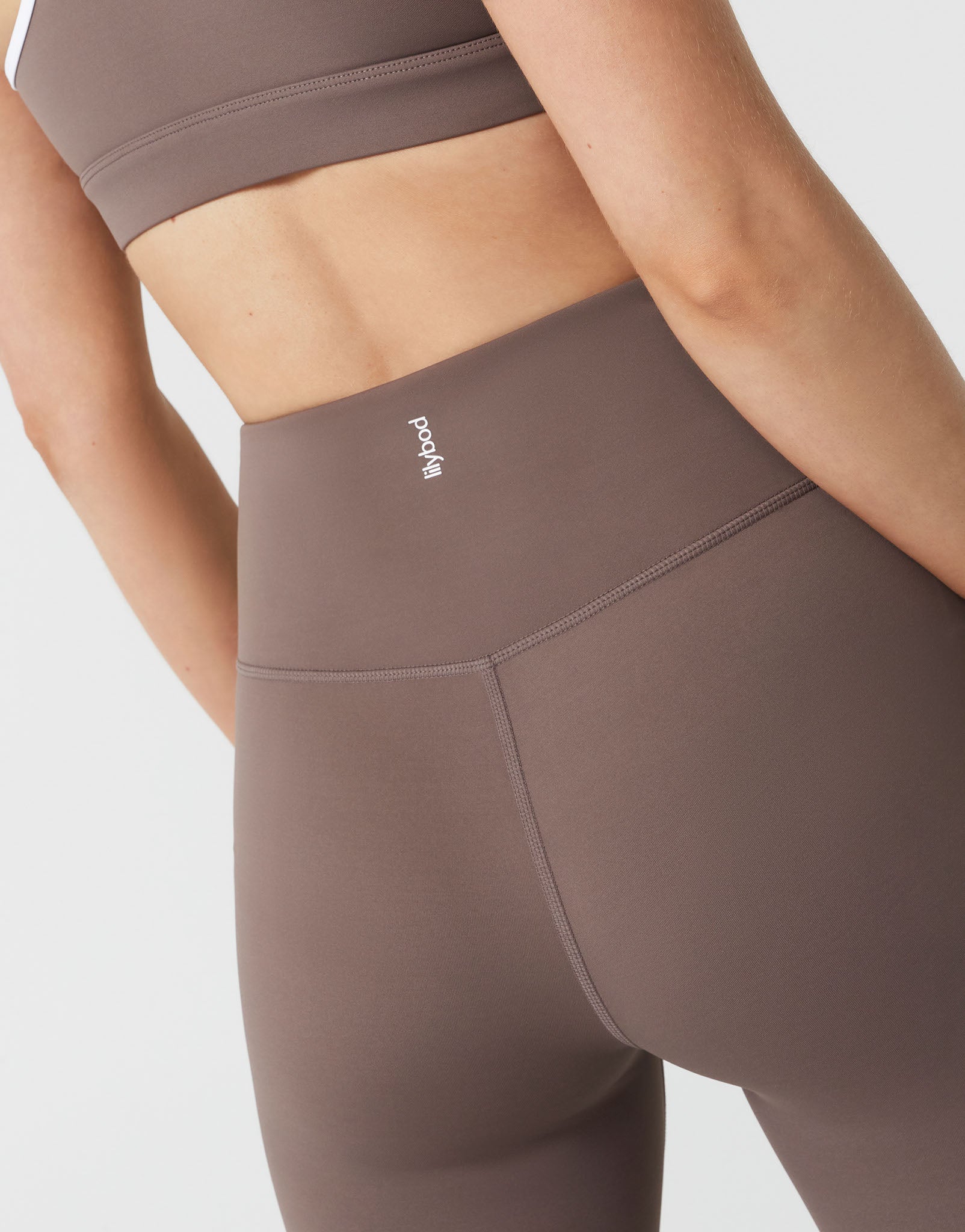Lilybod_ACTIVATE_Full_Length_Legging_Coffee_LL93_CF_08.jpeg
