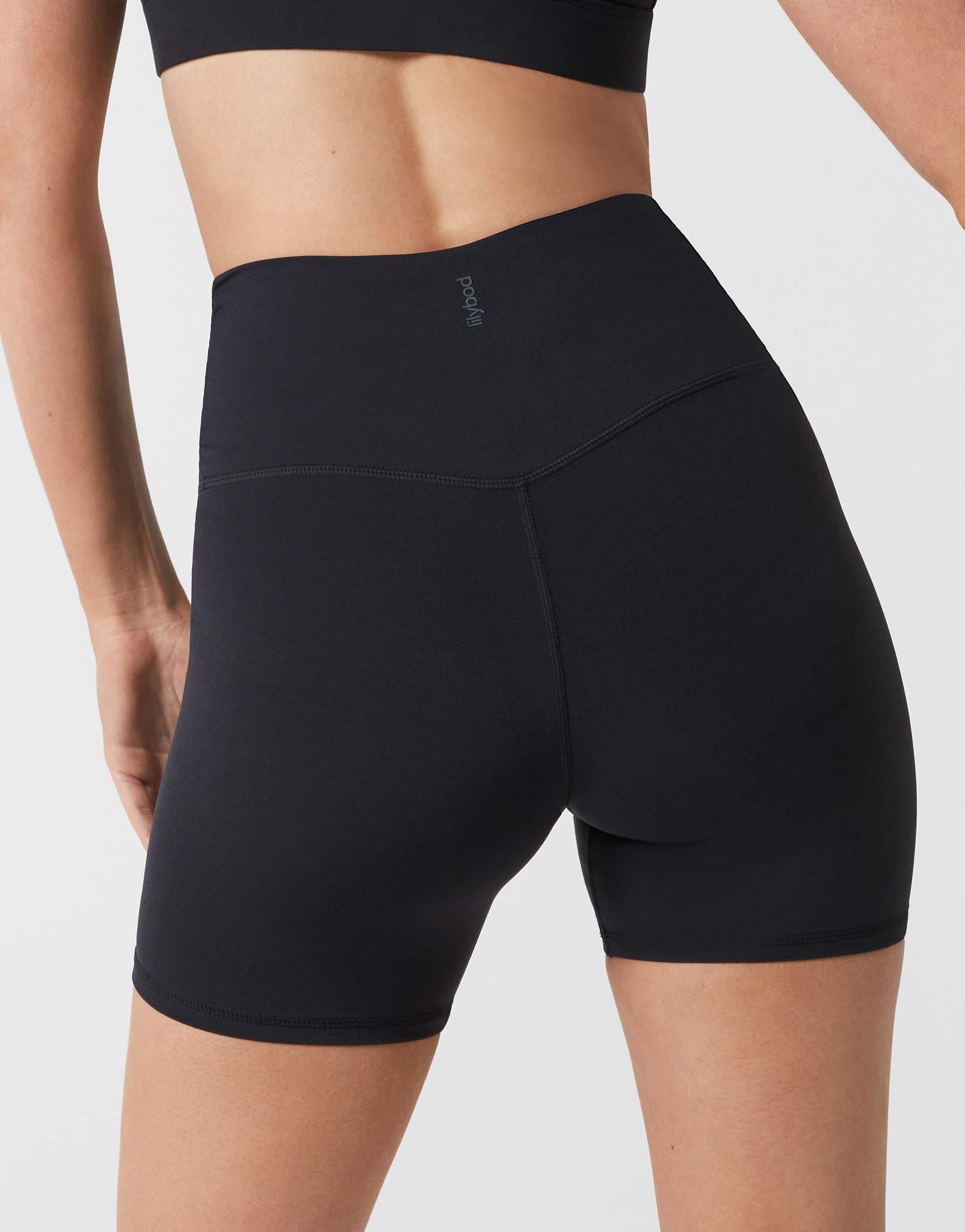 Lilybod_ADDISON_Cloud_Core_Wrap_Short_Black_SS_39_BL_07.jpeg