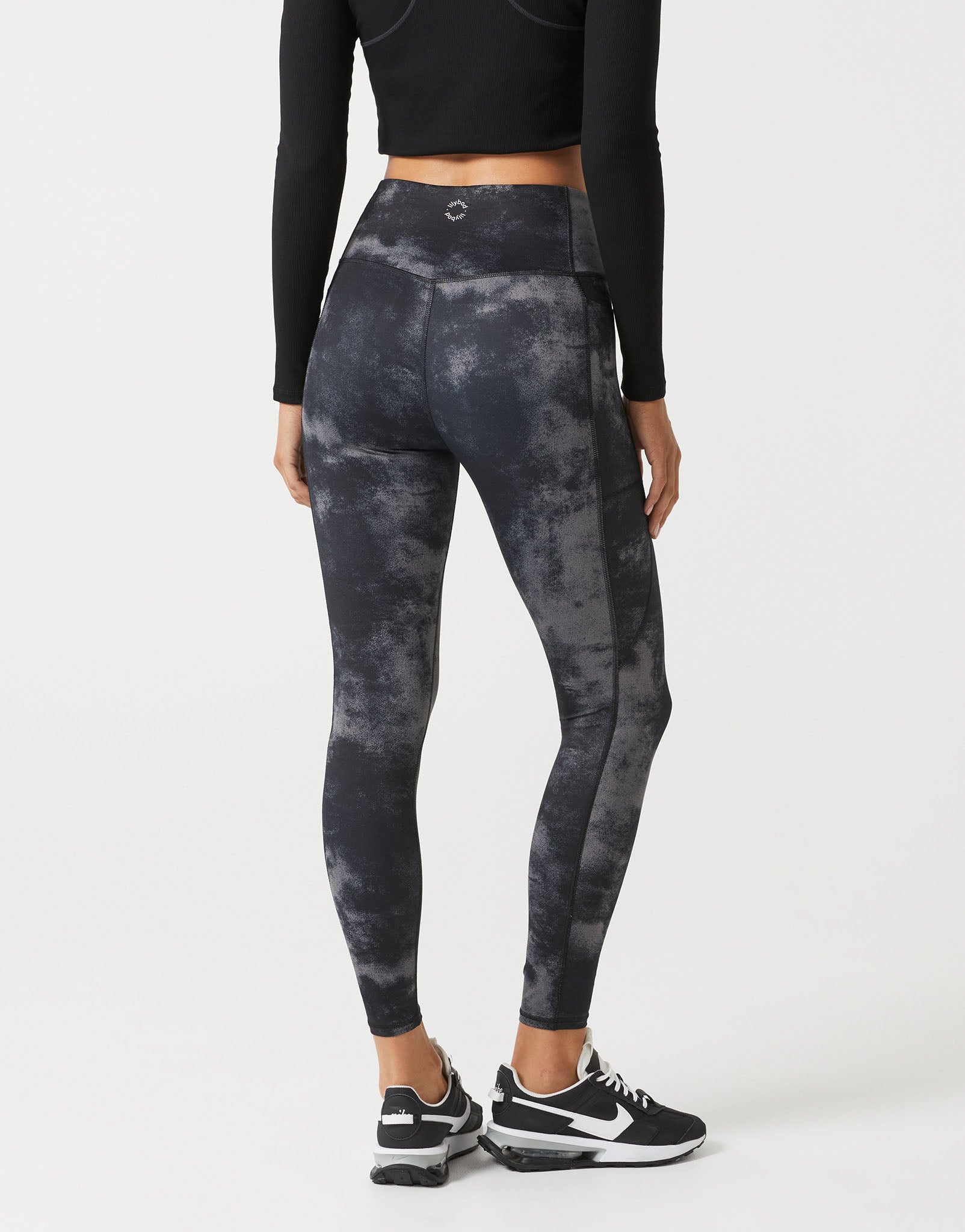 Lilybod_BECCA_Legging_Black_Airwash_LL131_AIRB_2.jpeg