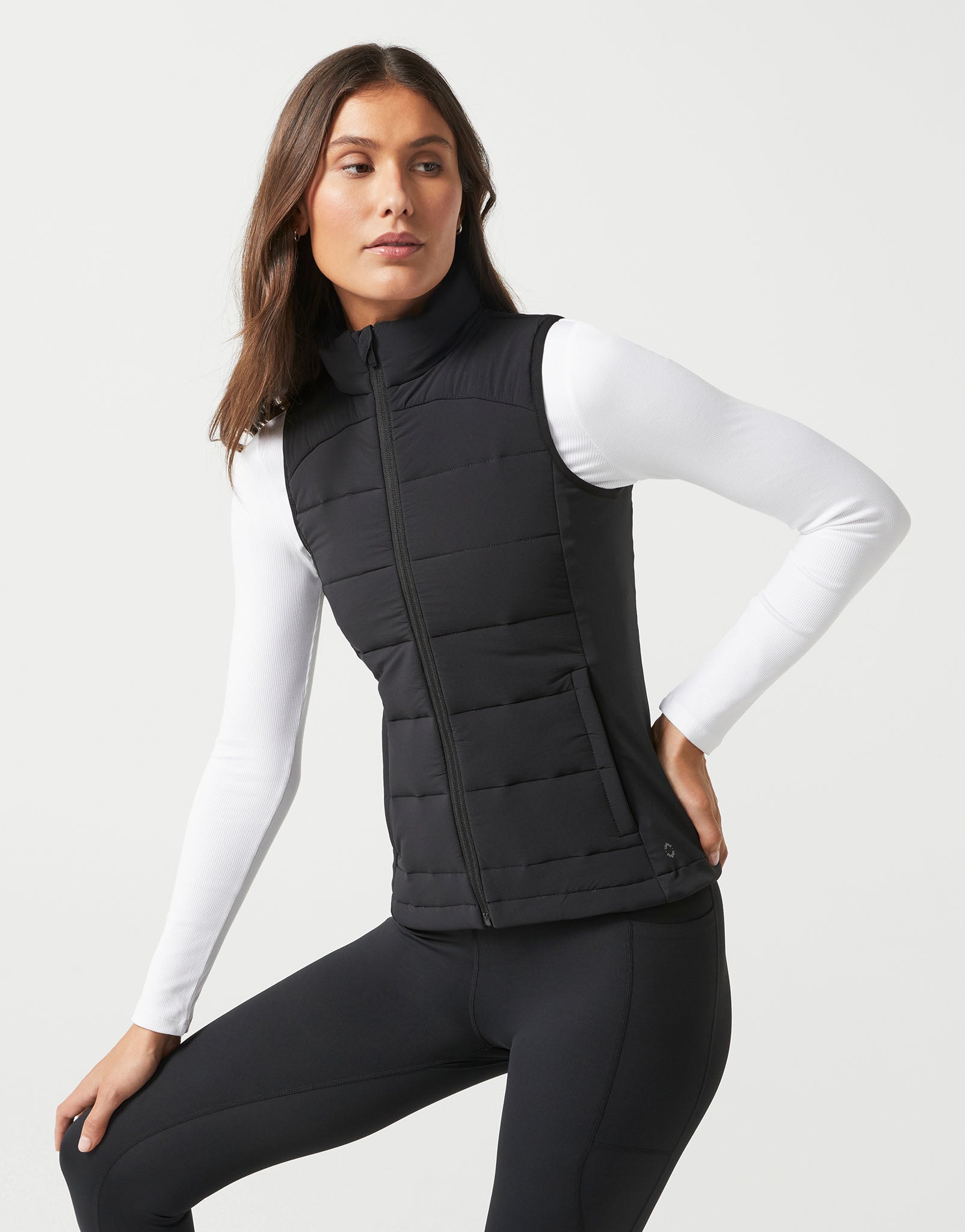 Lilybod_CASPER_Puff_Vest_Black_LJ006_BL_04.jpeg