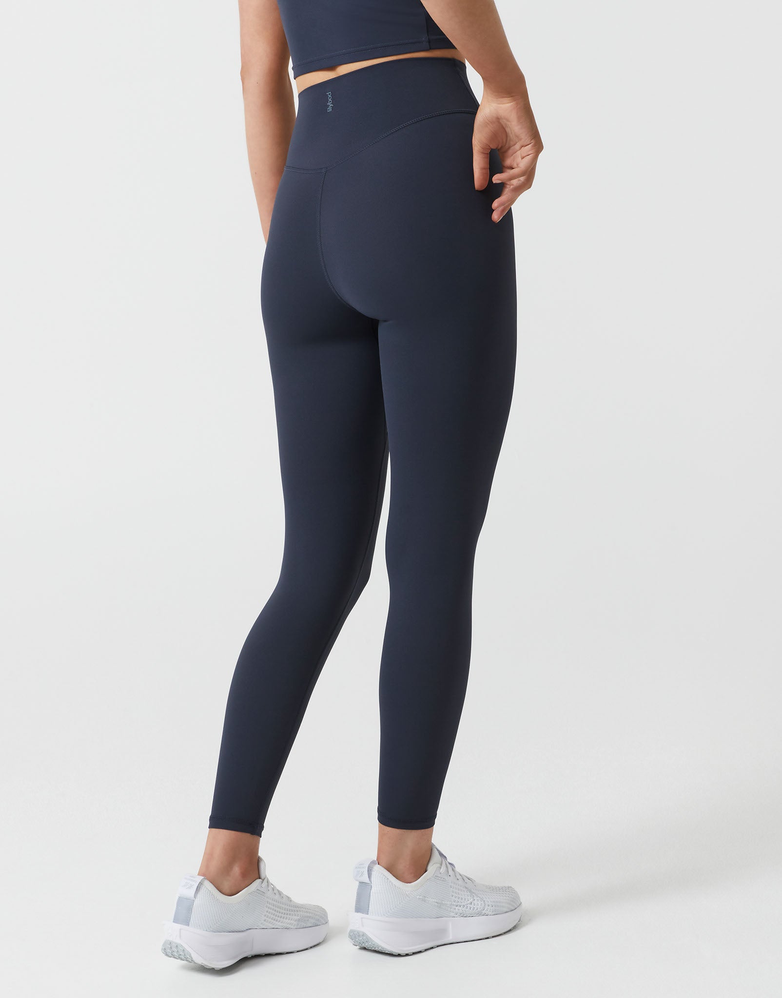 Lilybod_CHLOE_Cloud_Core_Leggings_Navy_SL_01_NB_05_n_n2.jpeg
