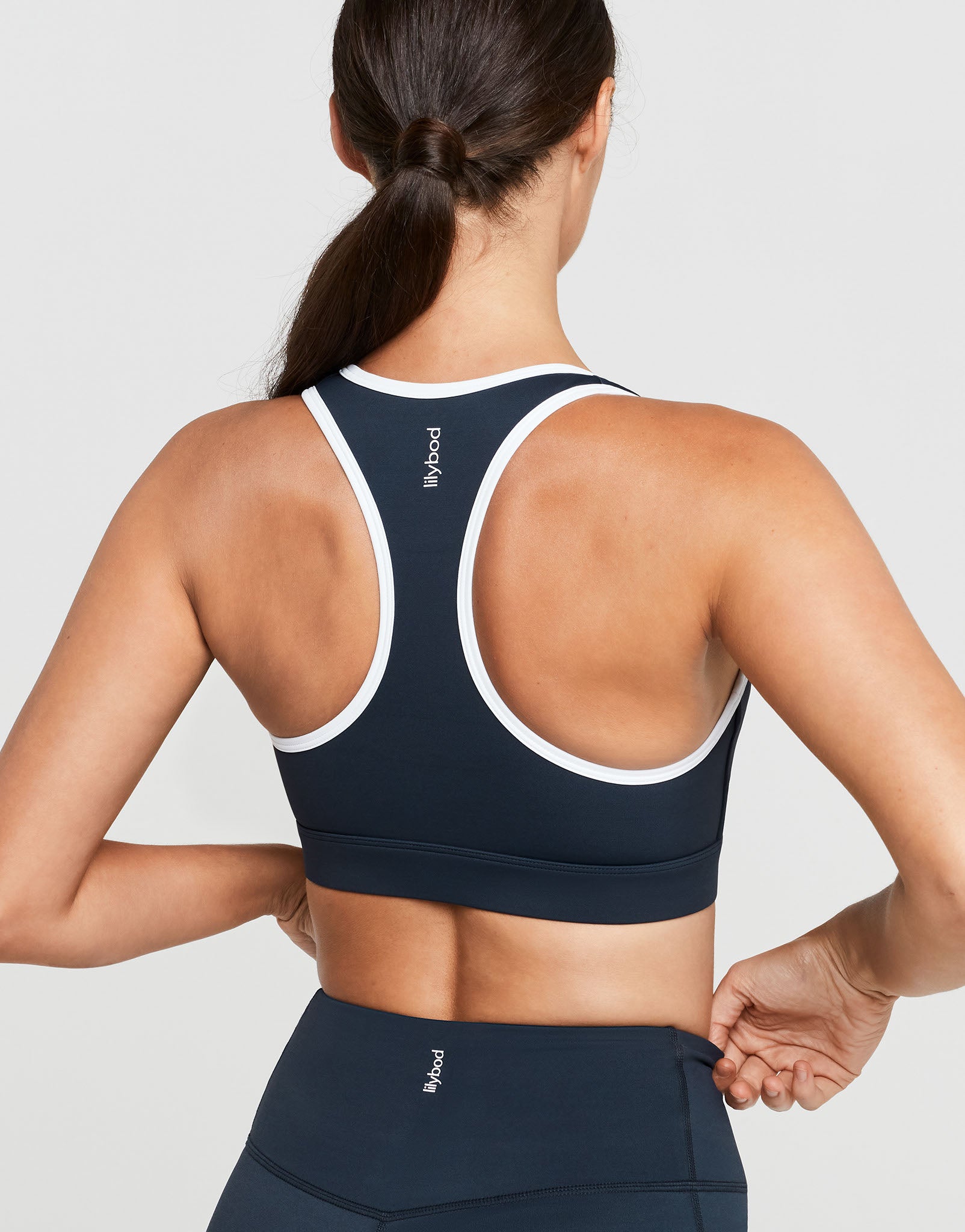Lilybod_CLARE_Sports_Bra_Navy_Blue_LC130_NB_03_nm.jpeg