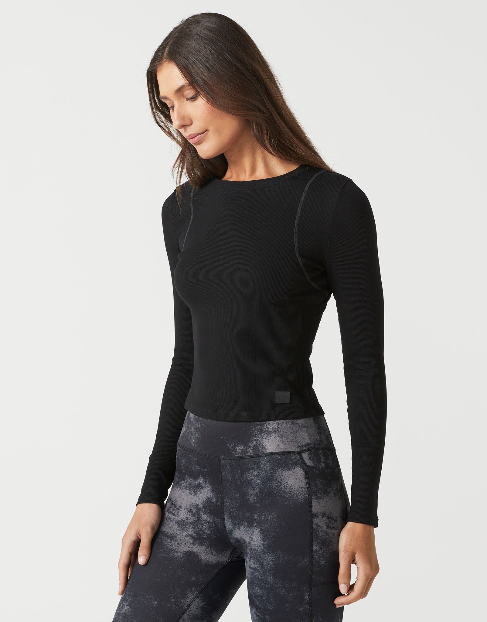 Lilybod_FARO_Longsleeve_Tech_Tee_Black_LT150_BL_01.jpeg