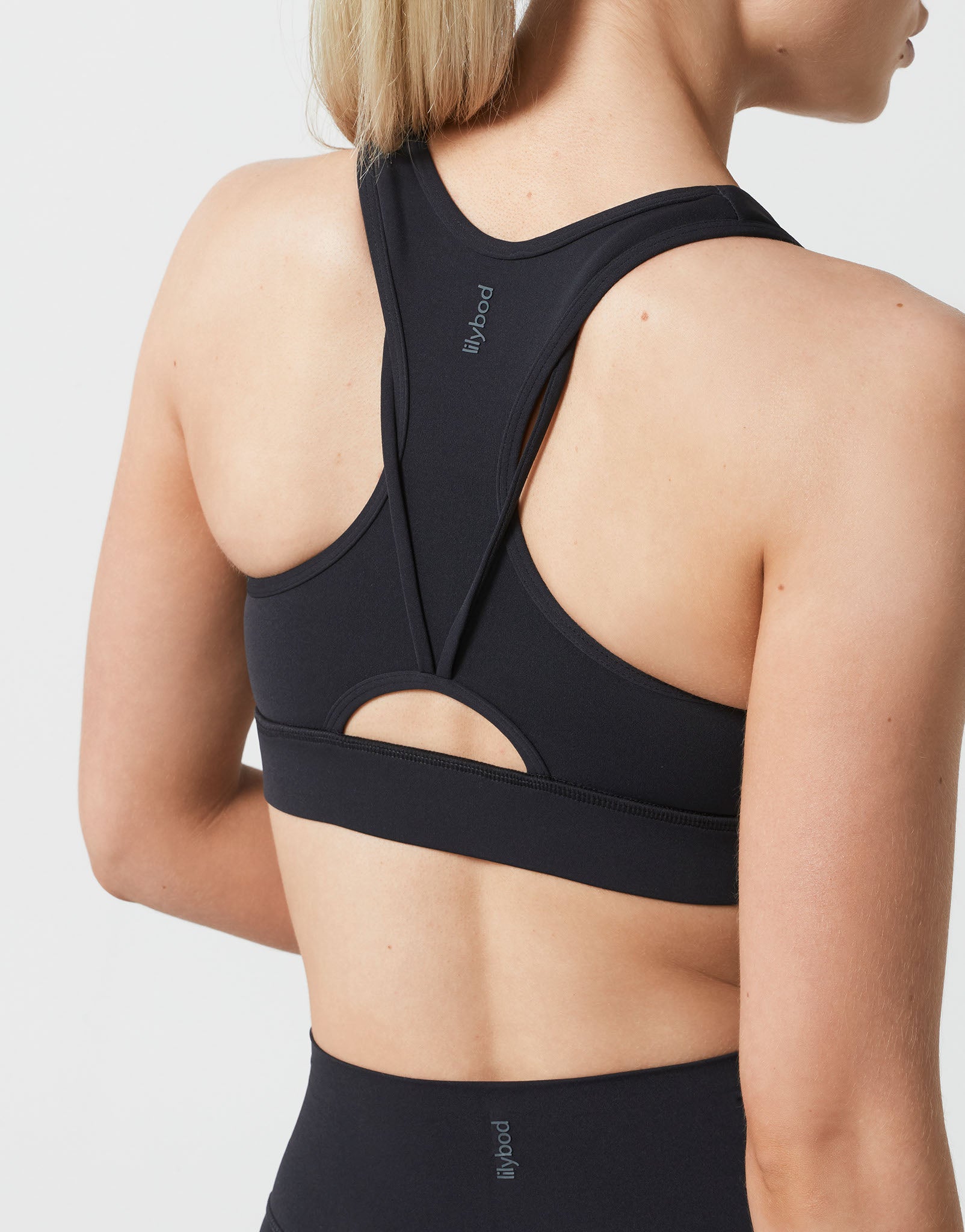 Lilybod_FRANKIE_Cloud_Core_Sports_Bra_Black_SC_22_BL_05_n1.jpeg