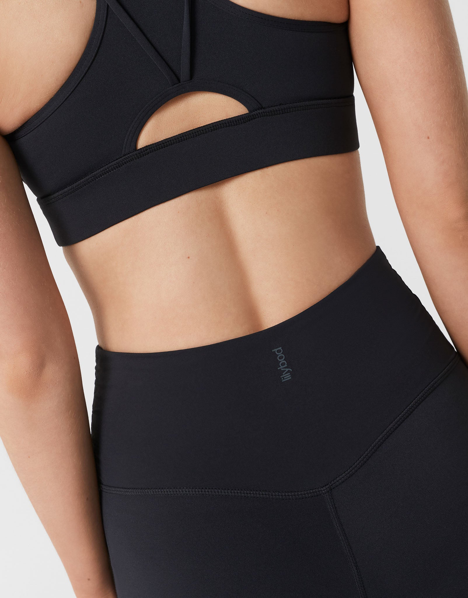 Lilybod_HARLOW_Cloud_Core_Bootleg_Legging_Black_SL_196_BL_08.jpeg