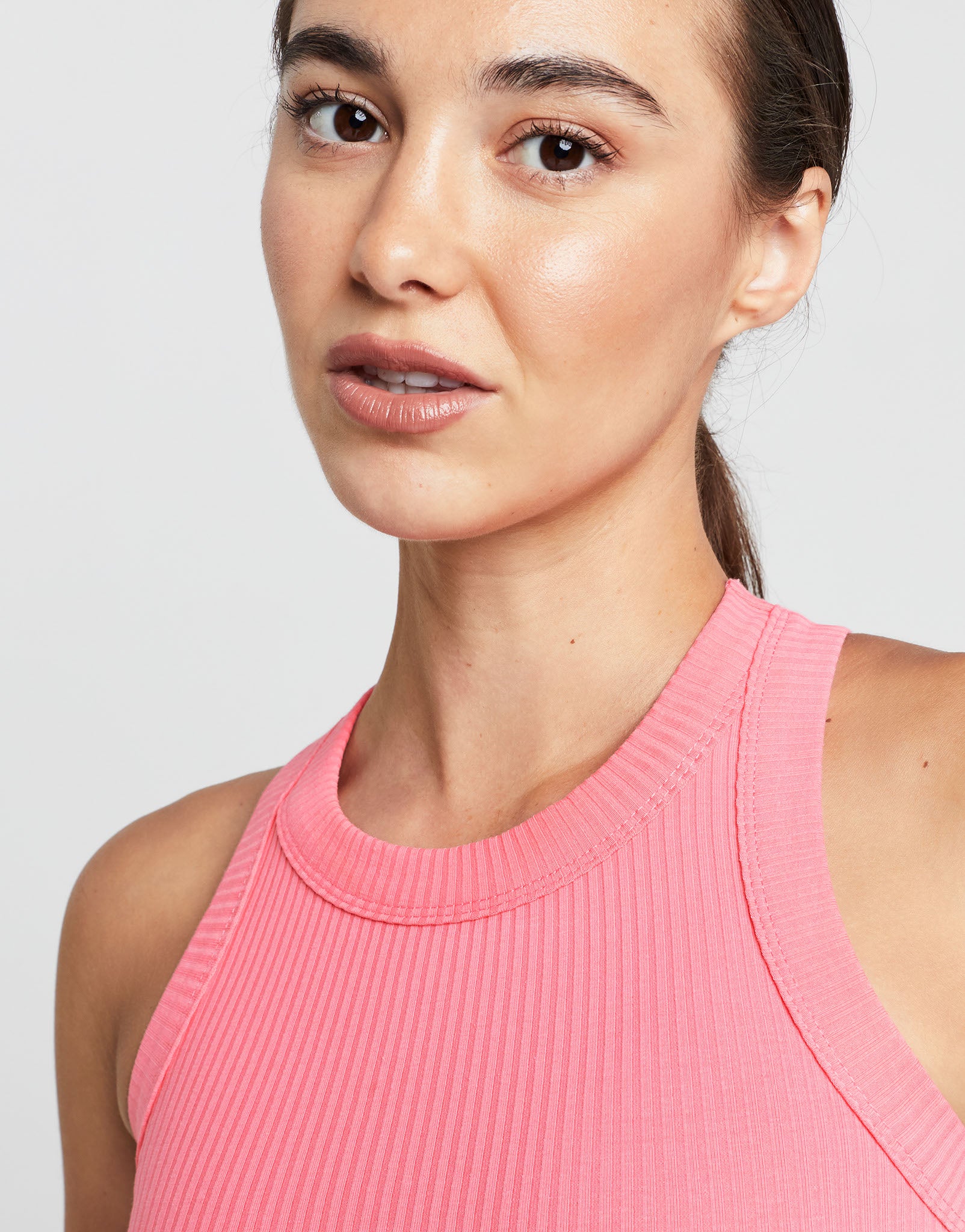 Lilybod_HARMONY_Ribbed_Tank_Strawberry_LT44_SBY_05_nm.jpeg