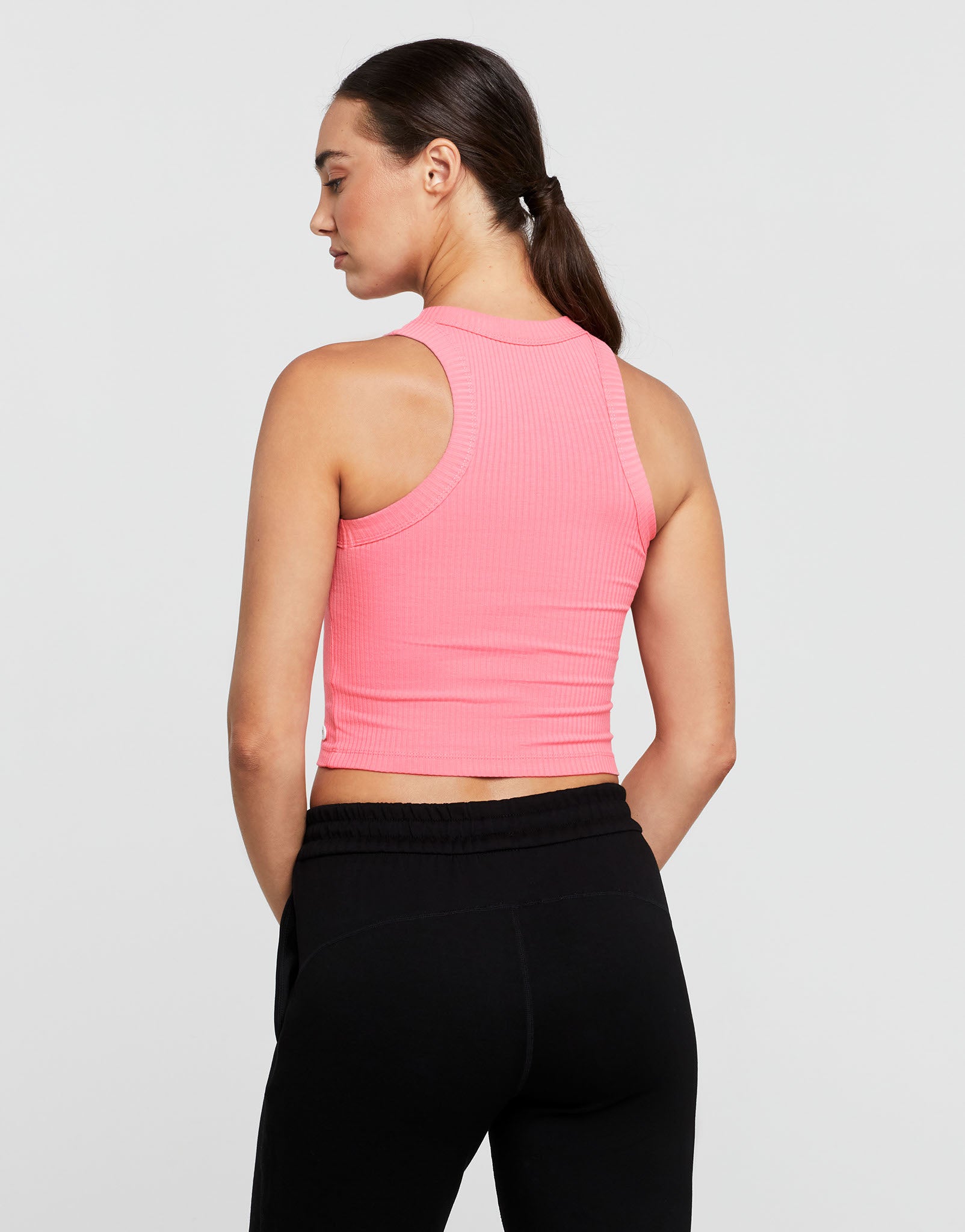 Lilybod_HARMONY_Ribbed_Tank_Strawberry_LT44_SBY_06_nm.jpeg