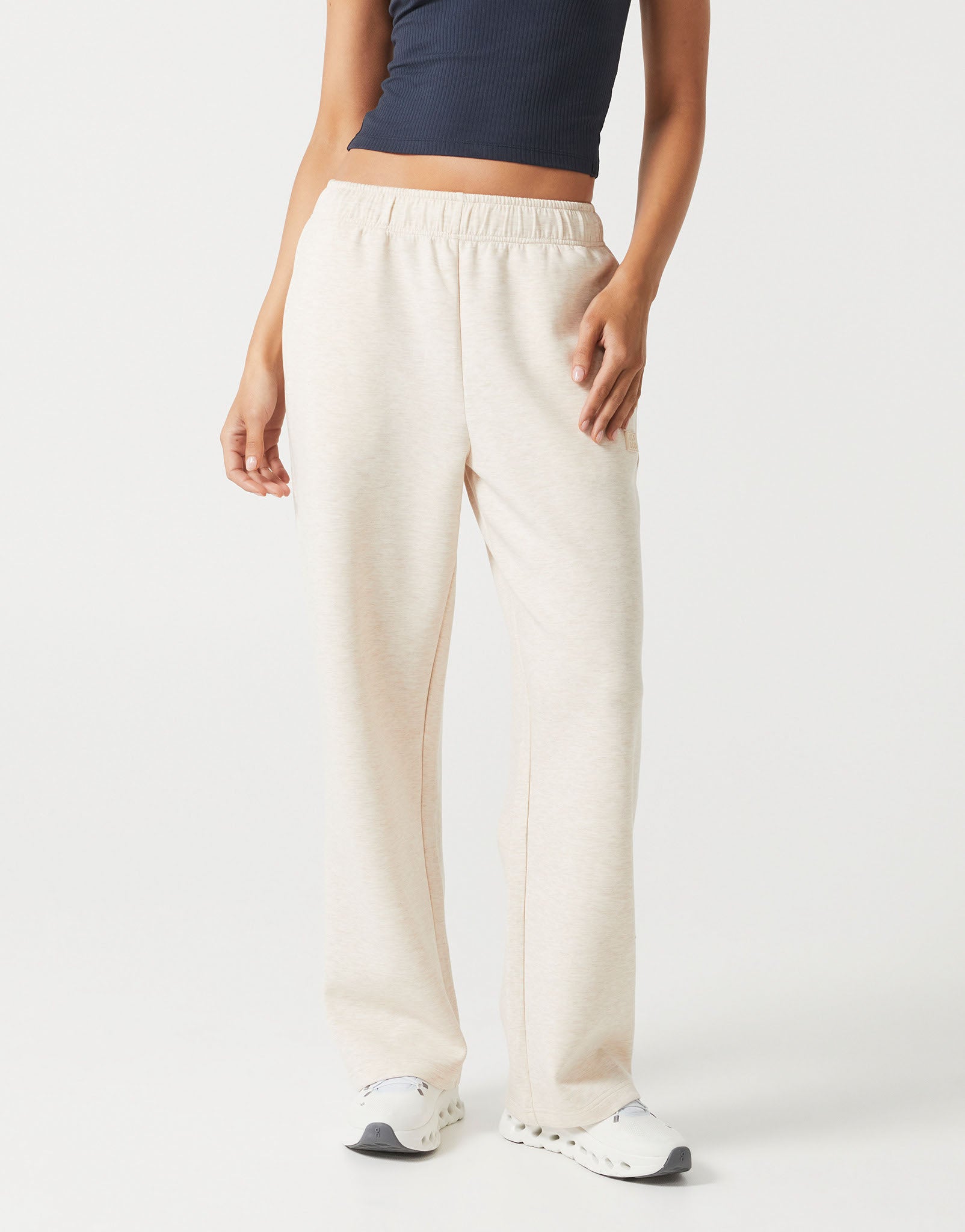 Lilybod_KYOTO_Wide_Leg_Jogger_Oatmeal_Marl_LL219_OML_05.jpg