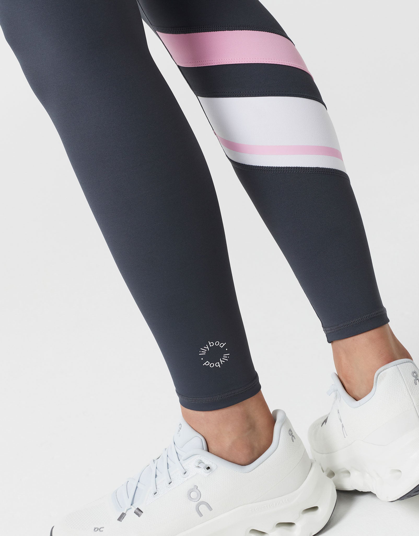 Lilybod_LIMITLESS_Legging_Charcoal_with_White_Pink_LL139_6GP_10.jpeg