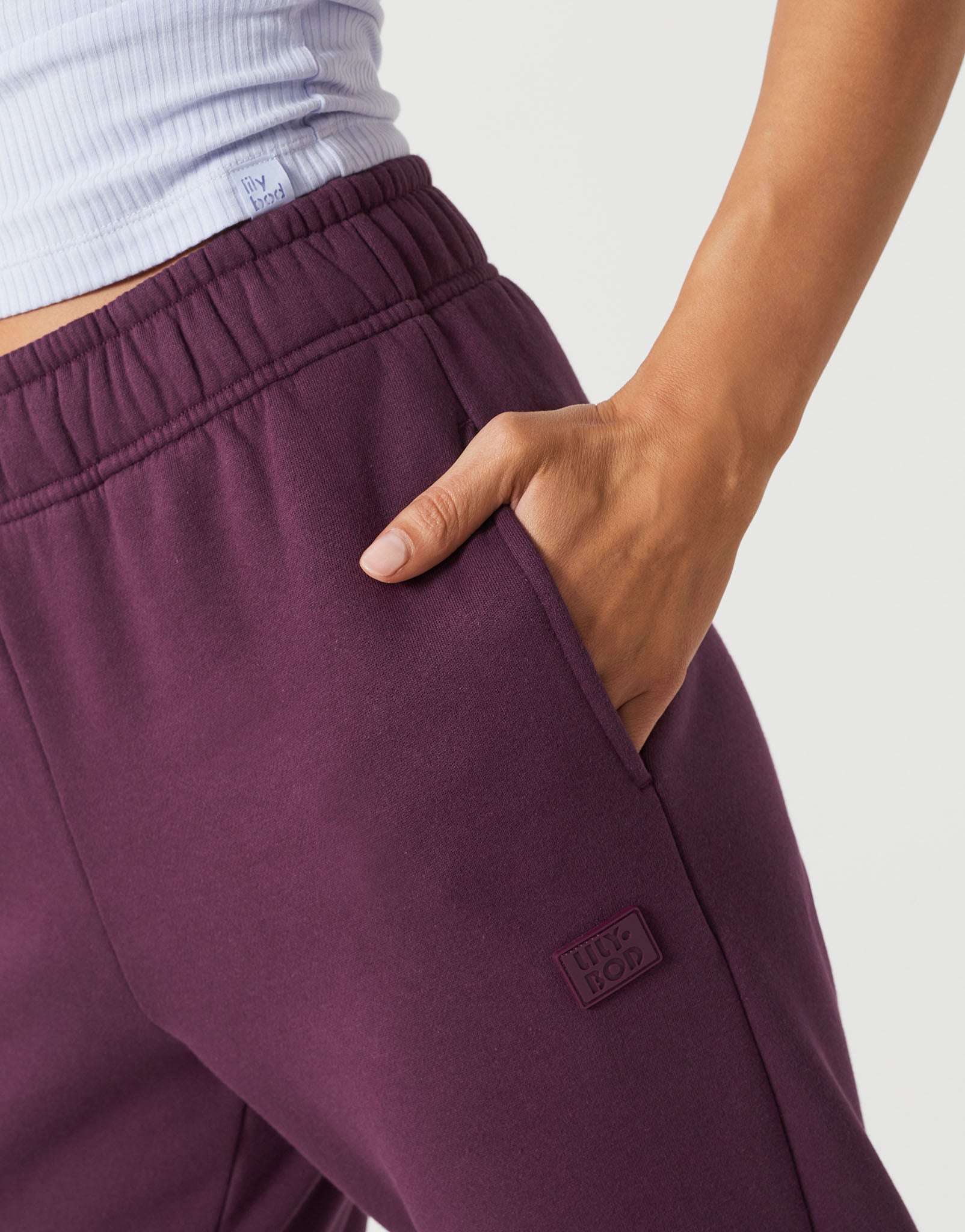 Lilybod_OLIVIA_Loose_Fit_Jogger_Ox_Plum_LL220_OXP_05.jpeg