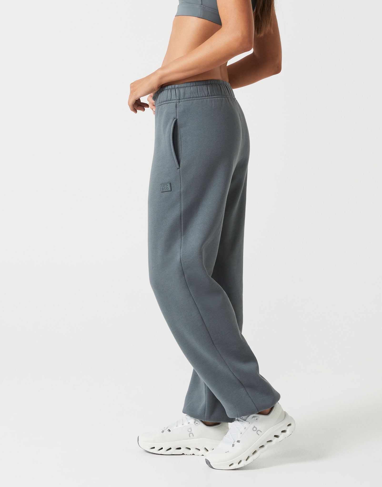 Lilybod_OLIVIA_Loose_Fit_Jogger_Steel_Teal_LL220_STL_02.jpeg