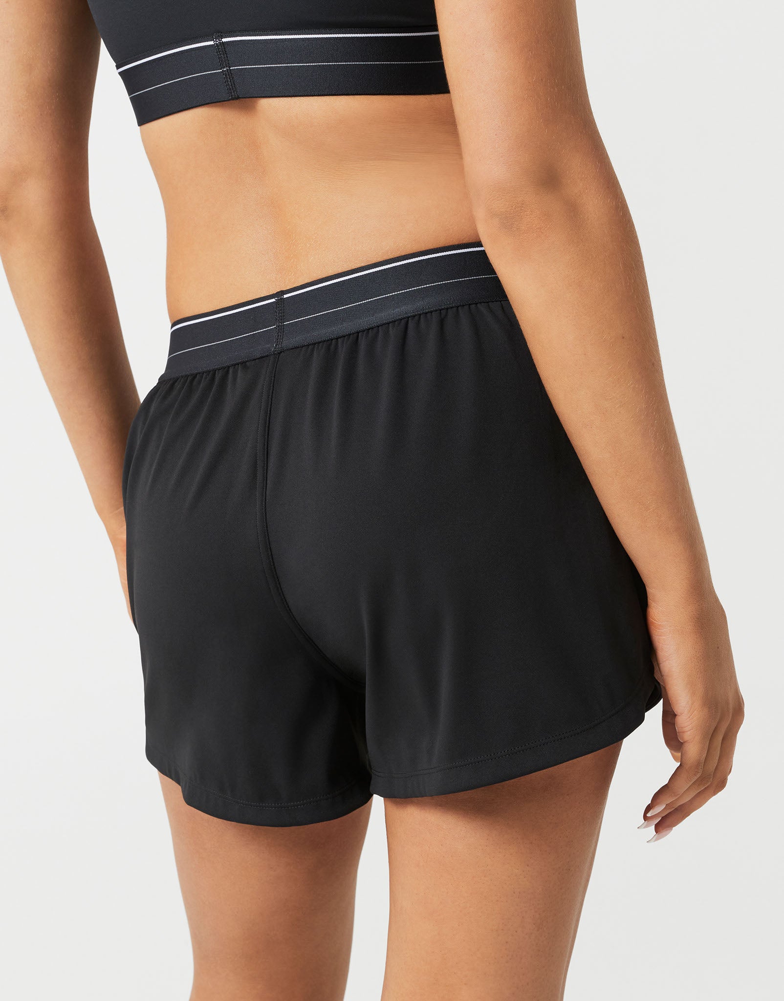 Lilybod_TALITA_Sport_Short_Black_LS40_BL_04.jpeg