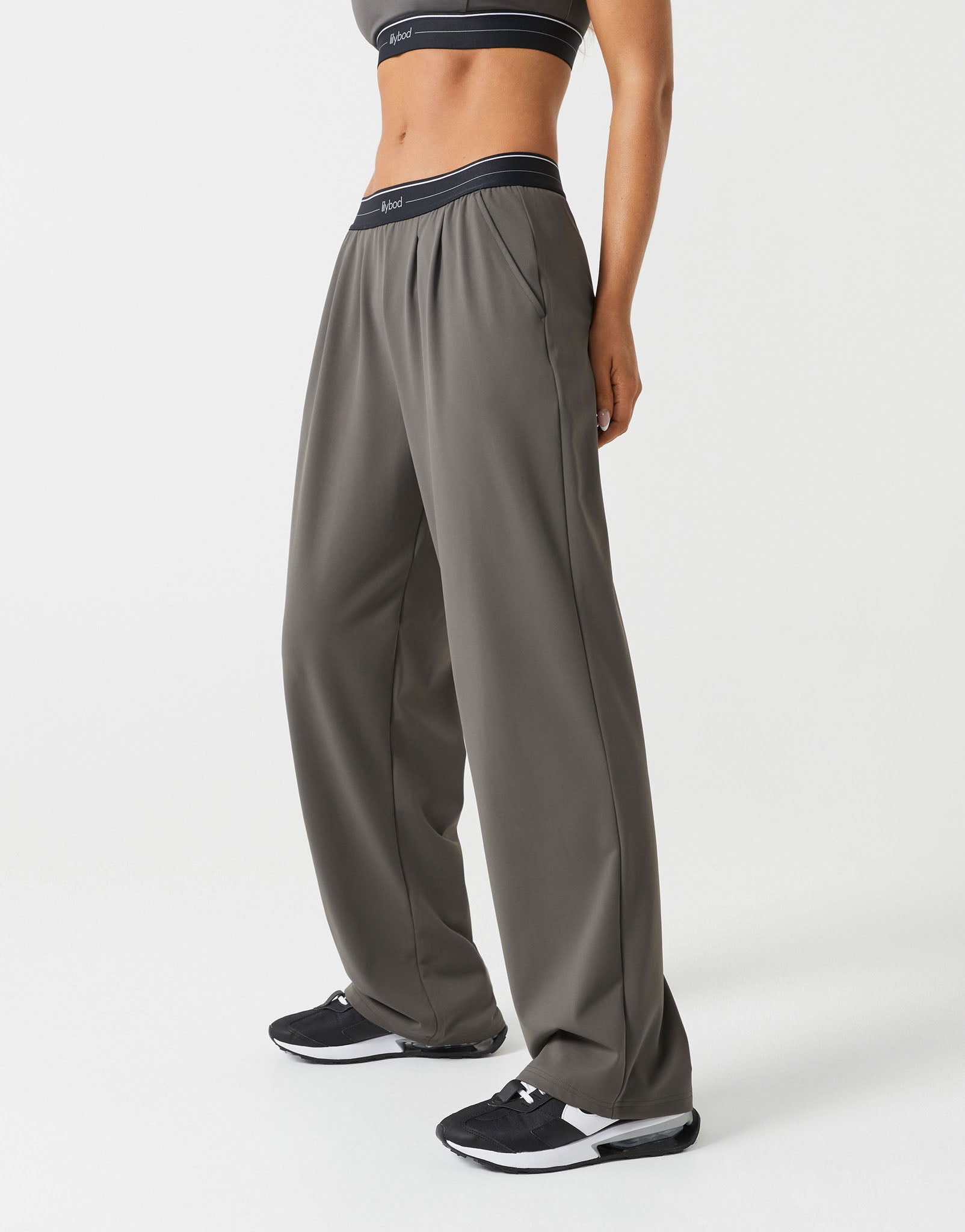 Lilybod_TALITA_Wide_Leg_Pant_Charcoal_Green_LL216_CHG_02.jpeg