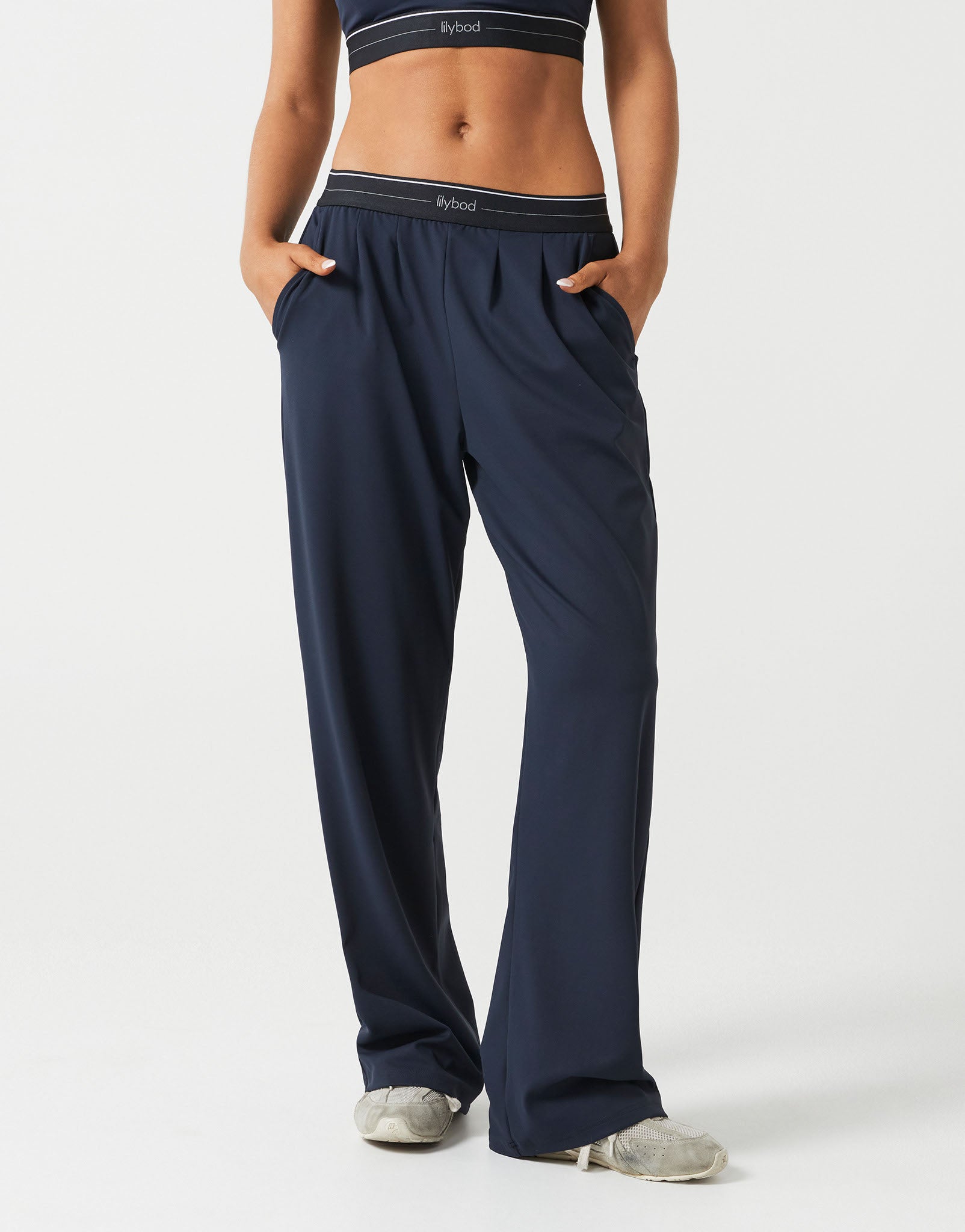 Lilybod_TALITA_Wide_Leg_Pant_Midnight_LL216_MN_01.jpeg