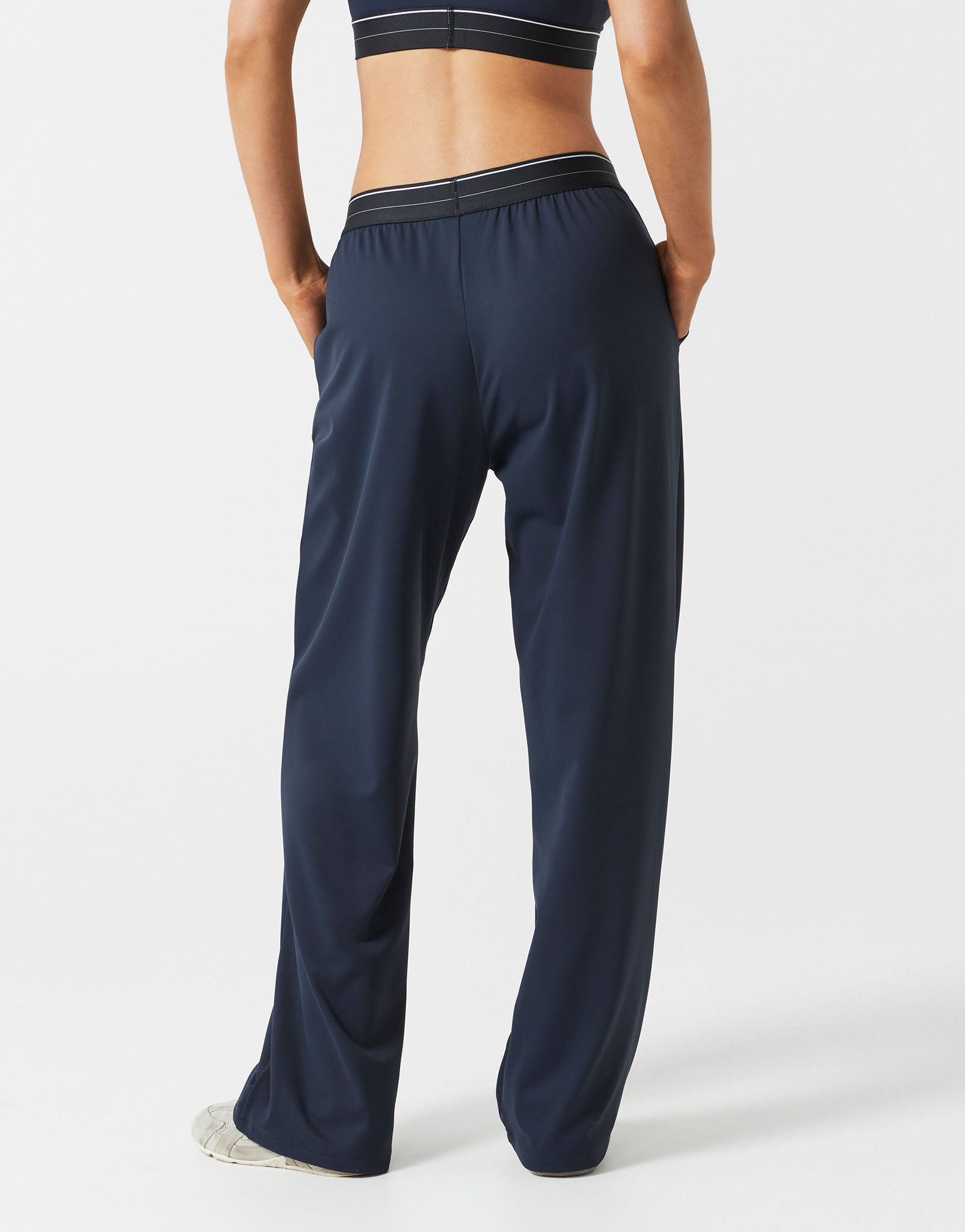 Lilybod_TALITA_Wide_Leg_Pant_Midnight_LL216_MN_02.jpeg