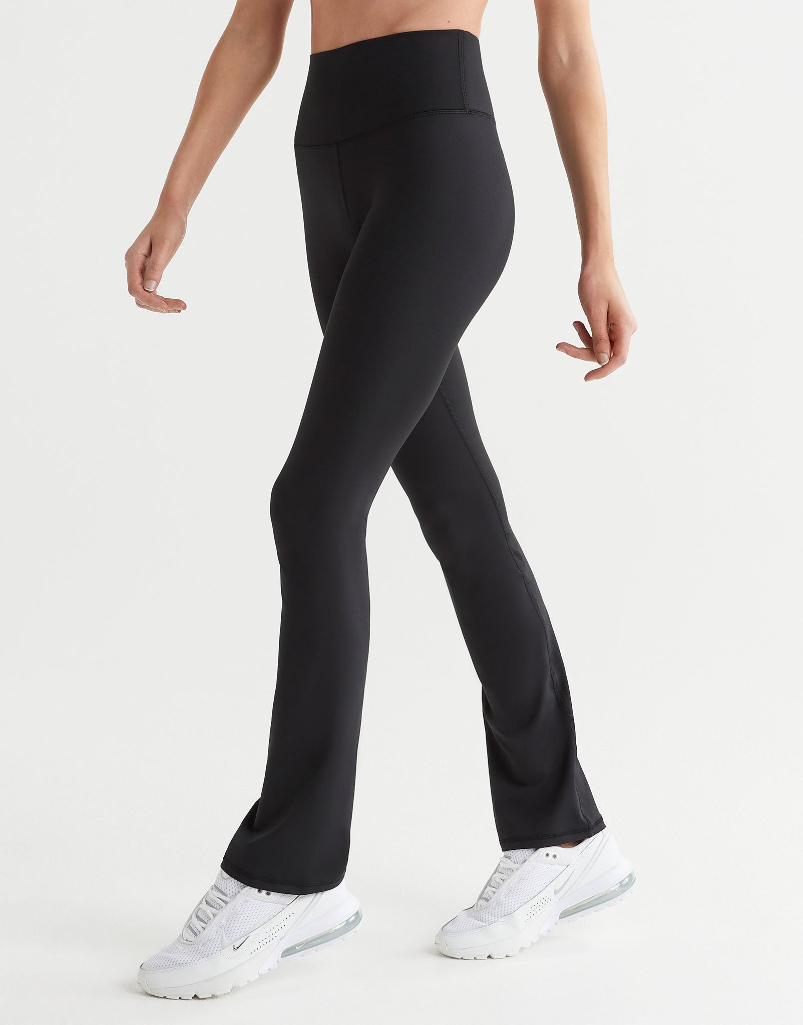 Lilybod_ZARRA_Bootcut_Legging_Fit_Black_LL162_BL.RS_6.jpeg