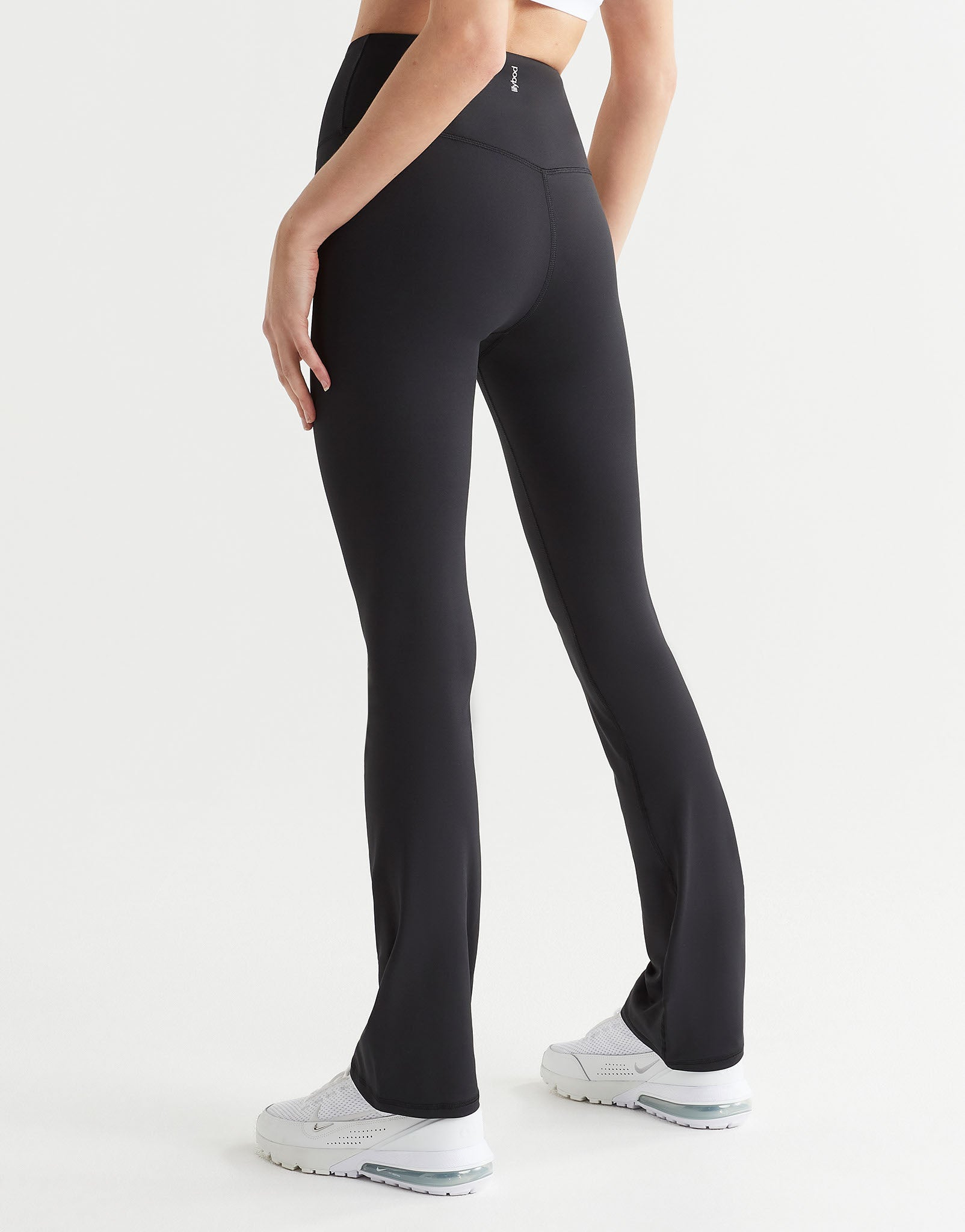 Lilybod_ZARRA_Bootcut_Legging_Fit_Black_LL162_BL.RS_8.jpeg